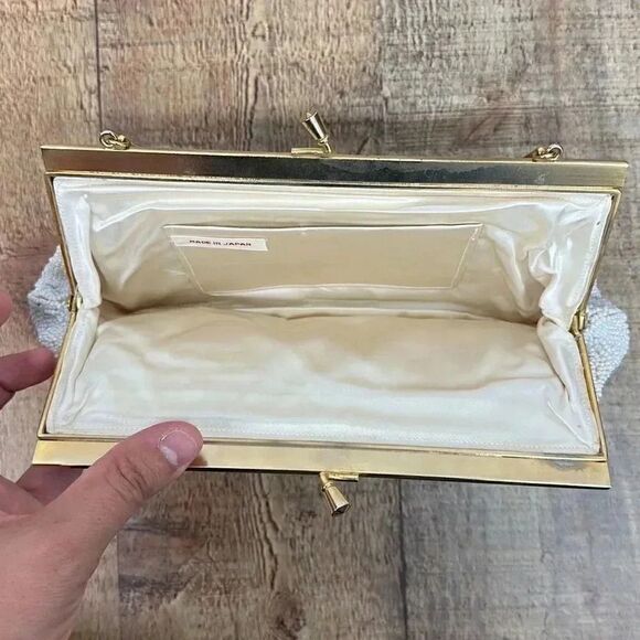 Vintage Beaded with Inlaid Mother of Pearl Evening Clutch